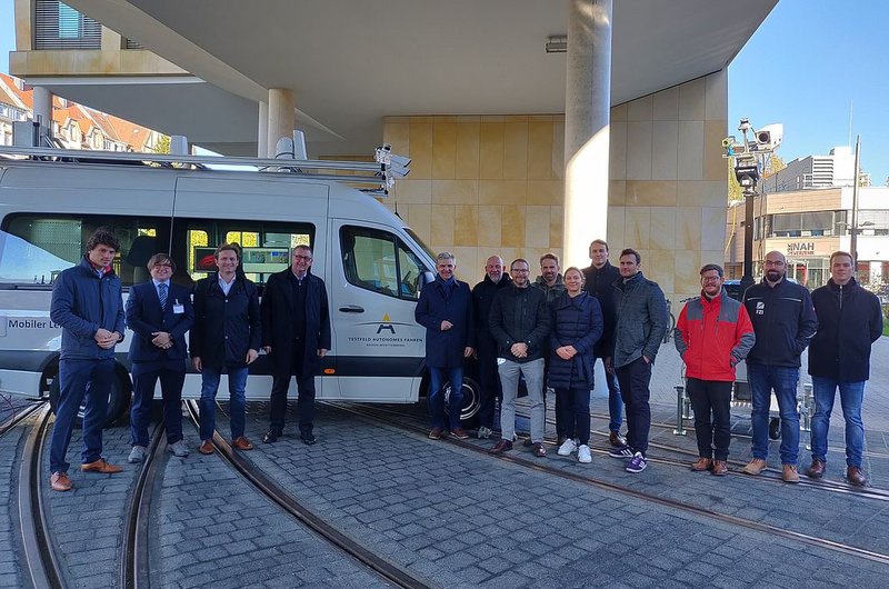 Die Kernaussage beim Treffen der Lenkungsgruppe des Bund-Länder-Arbeitskreises zur Koordinierung der Testfelder für autonomes Fahren in Deutschland trifft sich in Karlsruhe.